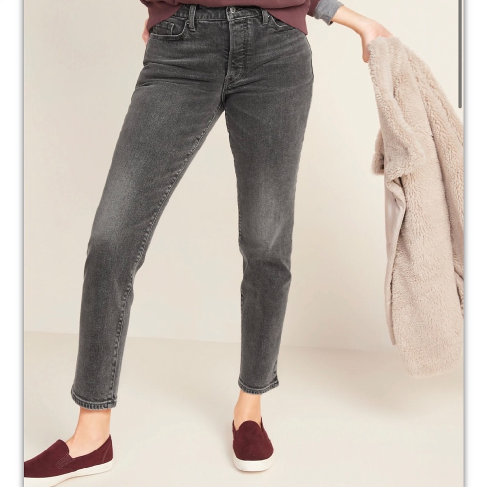 BNWT Old Navy Maeve High Rise Straight Leg Button Fly Jeans 18